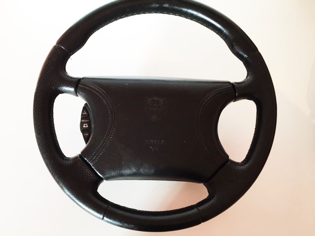 HJB9181GBLEG black perforated steering wheel